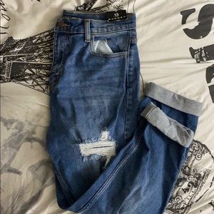 Size 13 Fashion Nova Jeans ( never worn)